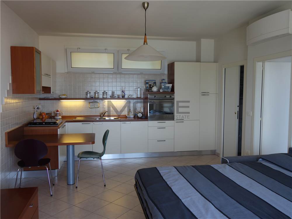 SOGGIORNO / CUCINA (divano aperto)