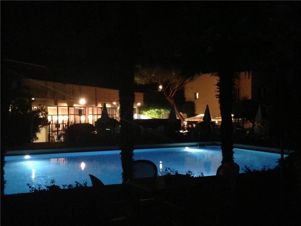 PARTI COMUNI: PISCINA GRANDE